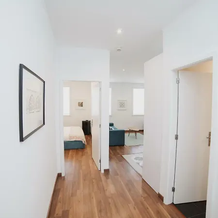 Guestready - Cyan Heaven Downtown Apt Porto